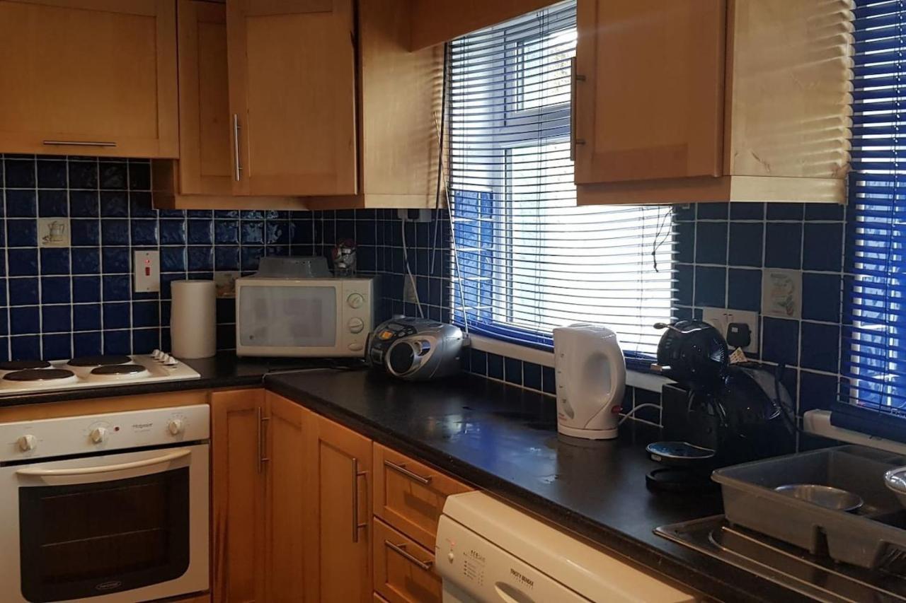 הוילה Banagher Cosy Townhouse On The Hill In Ireland מראה חיצוני תמונה
